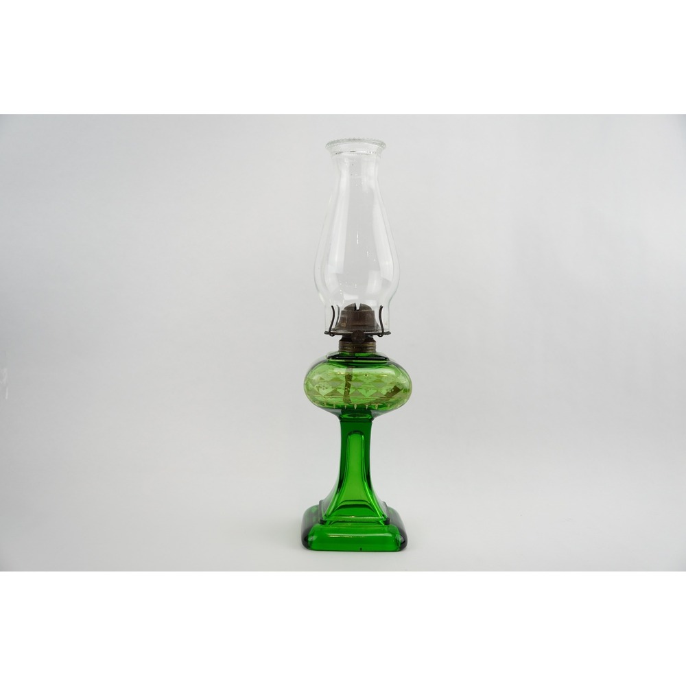 P&A MFG Waterbury CONN Vintage Green Glass Oil Hurricane Kerosene Lamp Embossed